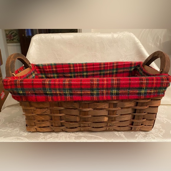 WOODEN BASKET WITH RED FLANNEL PLAID INSERT - Picture 2 of 8